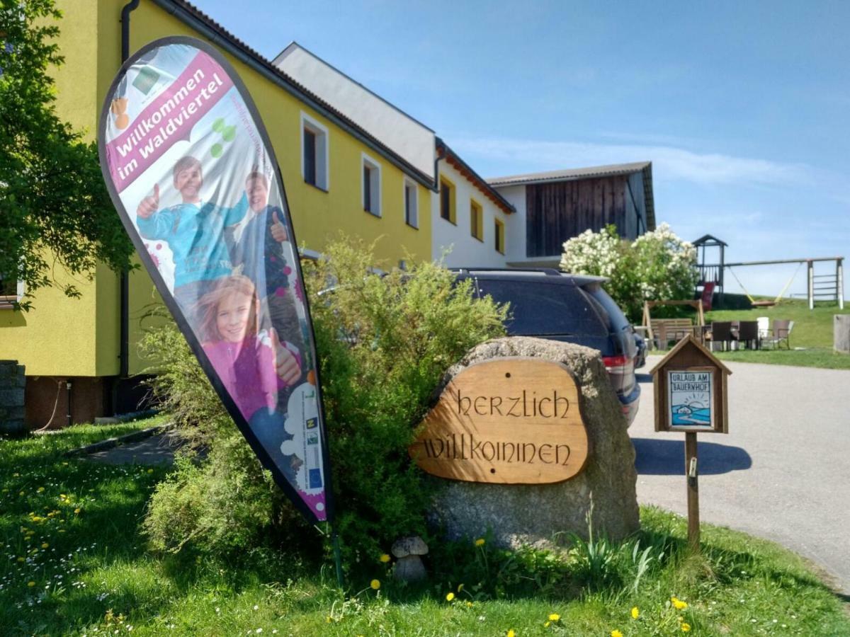Kindererlebnis- Und Biobauernhof Hipp-Bruckner Wornharts Eksteriør billede